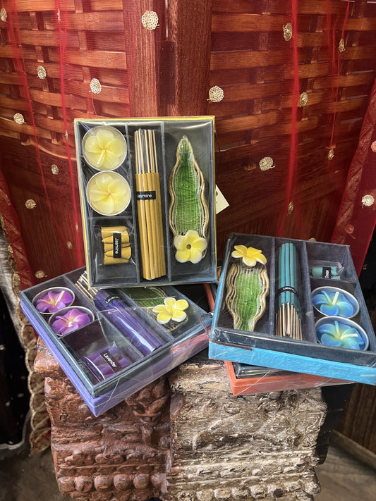 Incense Gift Set with Leaf Holder