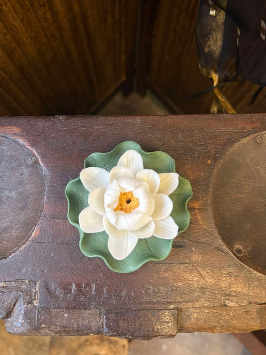 Gohobi Handmade Yellow & White Lotus Incense Holder